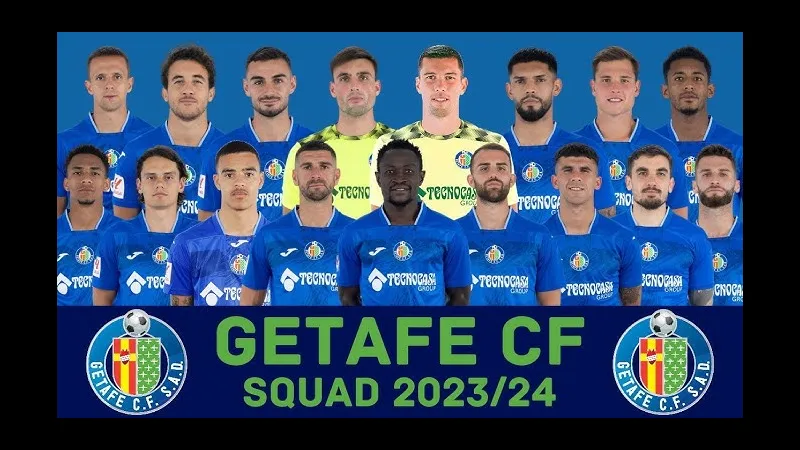 Cầu thủ Alaves và Getafe tranh chấp bóng trên sân - Phong độ gần